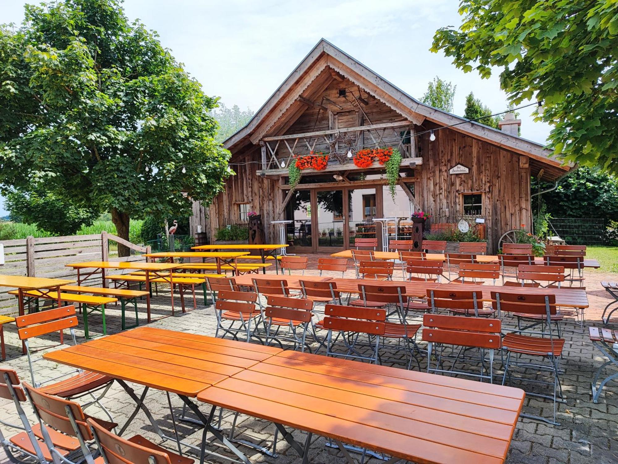 Wirtshaus Zur Bina Hotel Vilsbiburg Buitenkant foto
