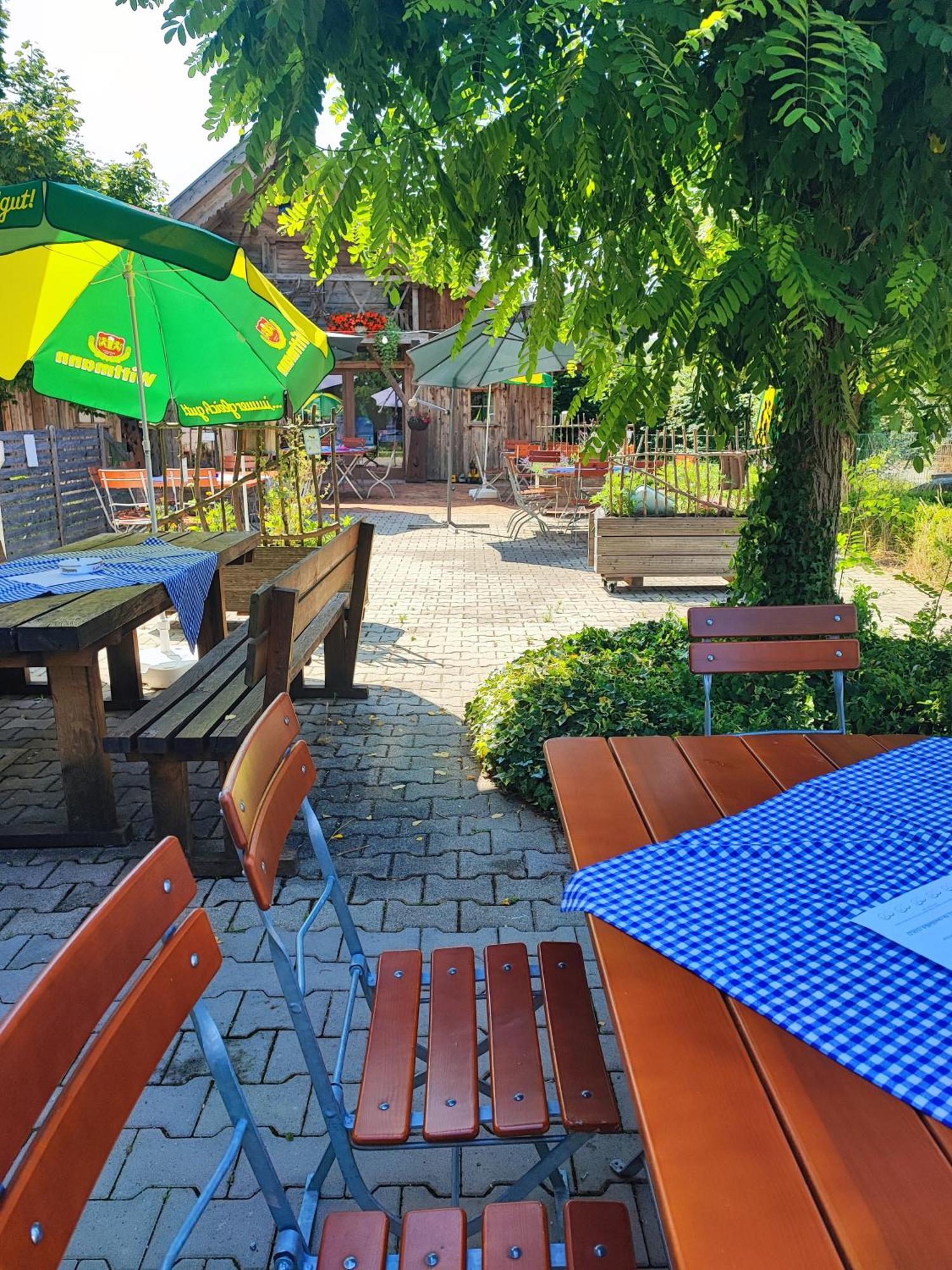 Wirtshaus Zur Bina Hotel Vilsbiburg Buitenkant foto