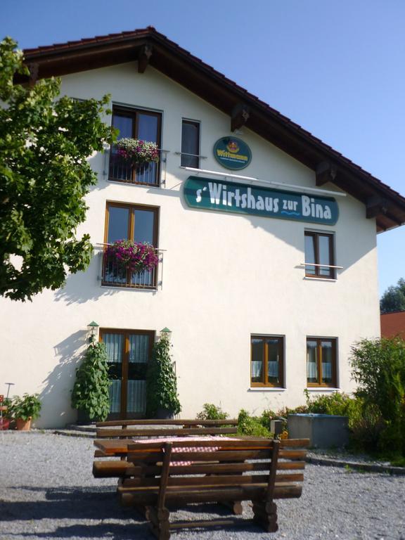 Wirtshaus Zur Bina Hotel Vilsbiburg Buitenkant foto